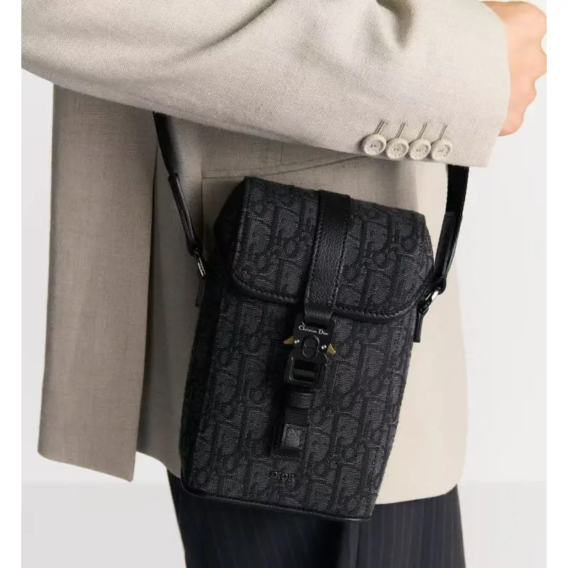 Vertical flip messenger bag for Man #A56192