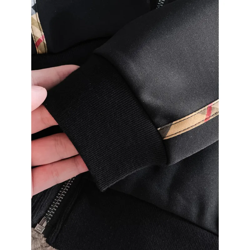 Burberry Tracksuits for Mens long tracksuits #A58877