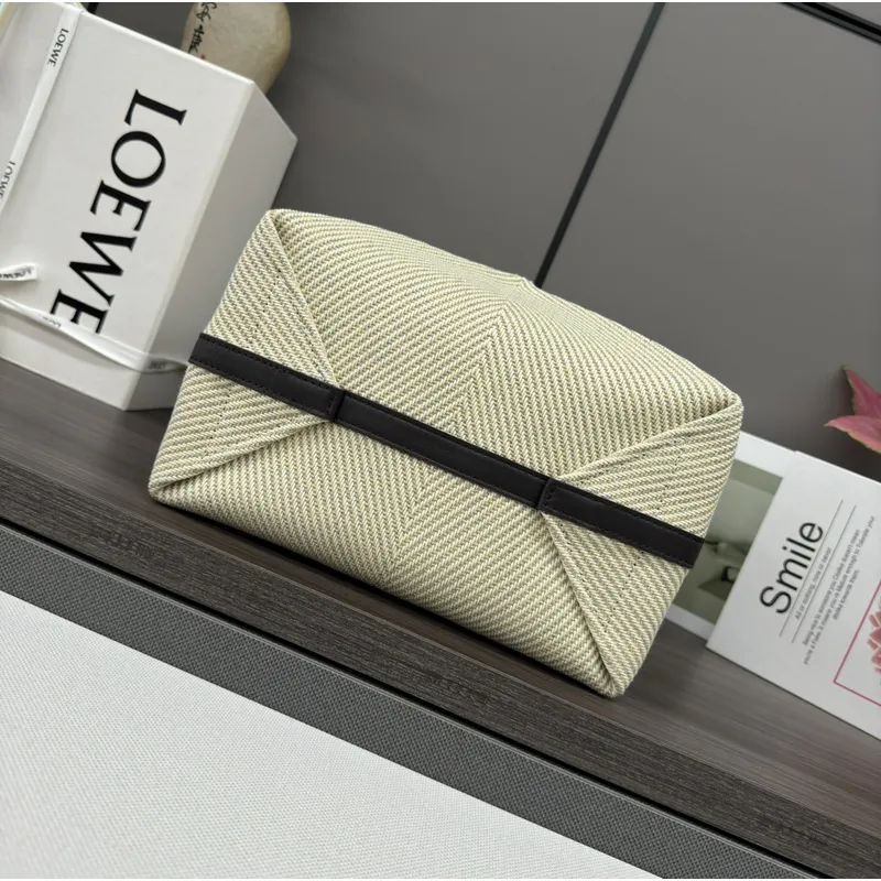 Loewe Bag Puzzle Fold Size:25.5*14.5*31.5cm #A48365 Loewe Bag Puzzle Fold Size:25.5*14.5*31.5cm #A48365