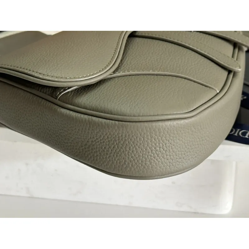 D-ior Saddle Belt Bag in Olive Green Leather With Signature Strap Design size:27×20×5cm #A54111 D-ior Saddle Belt Bag in Olive Green Leather With Signature Strap Design size:27×20×5cm #A54111