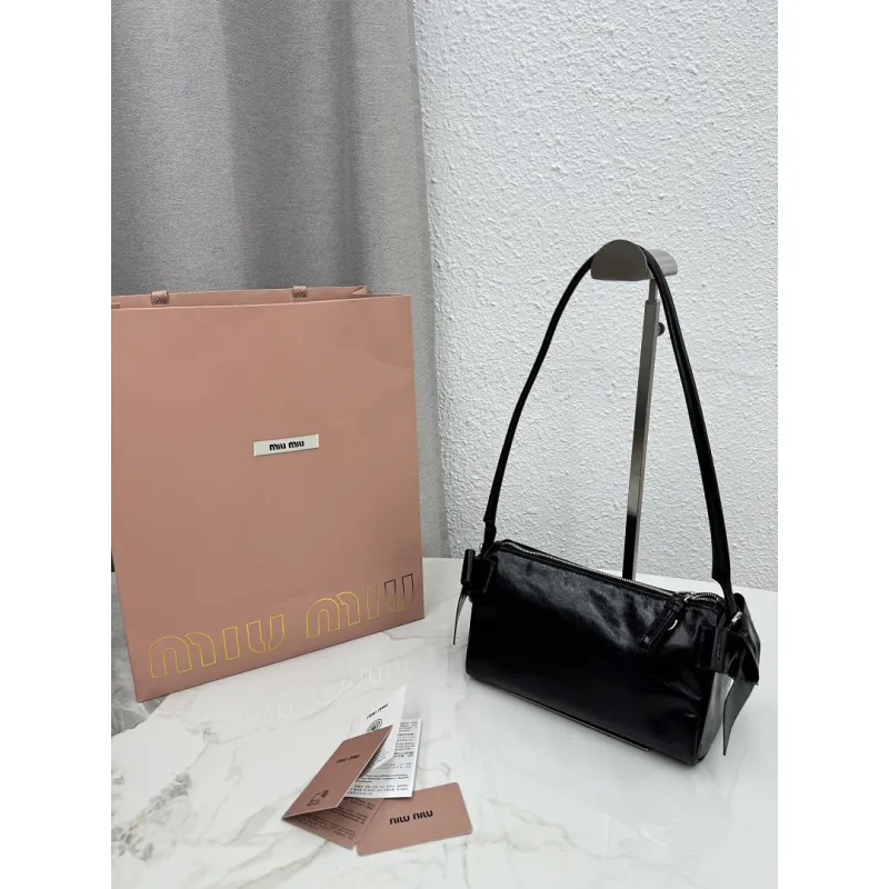 Miu Miu Ribbon Oil-Wax Leather Shoulder Bag 21×12.5×9.5cm #A65026