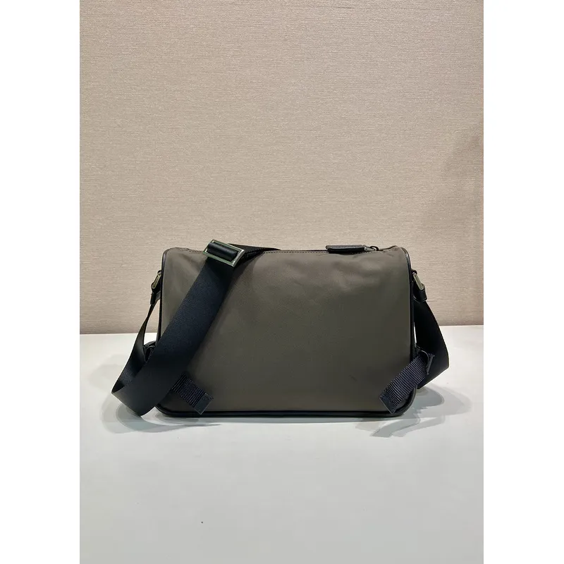 Prada Nylon Crossbody Bag: Iconic Design for Everyday Versatility size:28×17.5×10cm #A53543