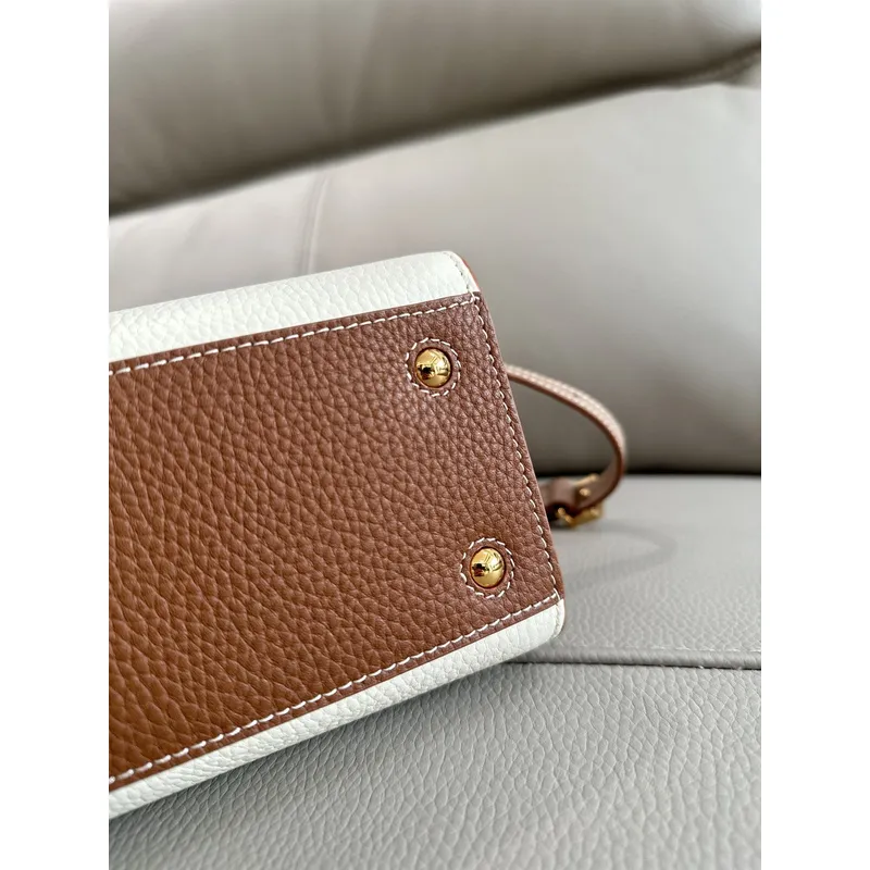 Burberry Handbag Two Tone Leather &amp Gold “TB” Logo Epitomizing Sophisticated Elegance size:27×11×20cm #A54200