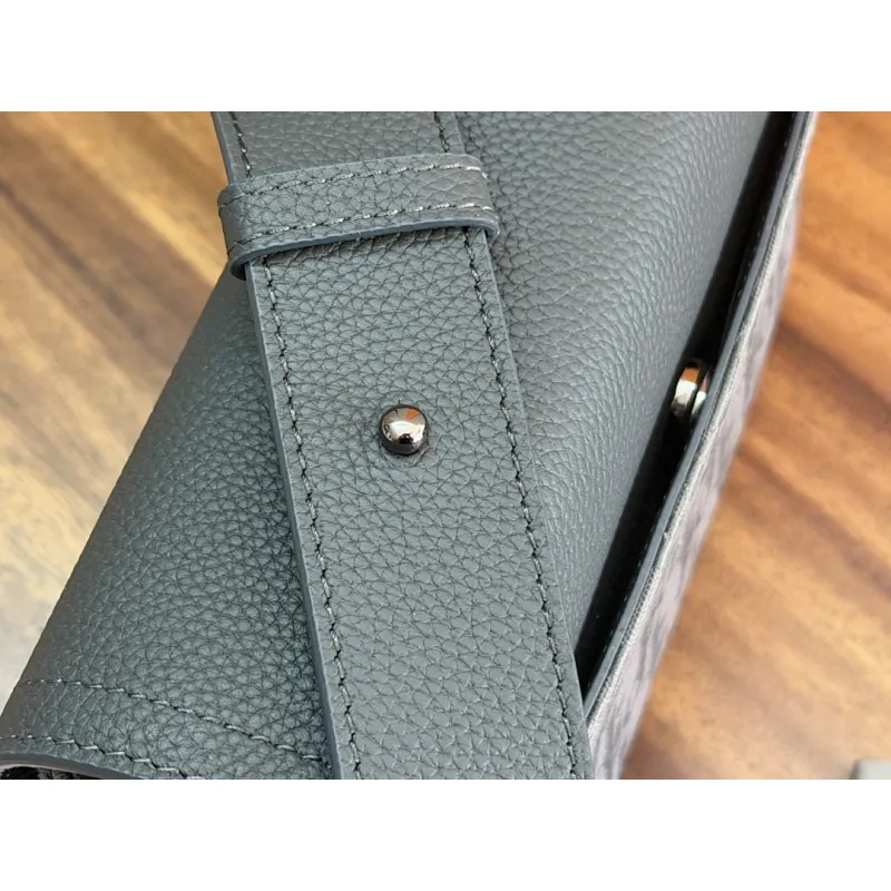 D-ior Saddle Messenger Bag – Anthracite Gray Oblique Jacquard & Grained Calfskin with Signature Aluminum Buckle #A59163