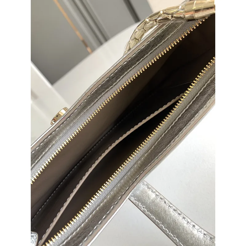 Bvlgari Serpenti Metallic Silver Handbag With Iconic Chain Strap #A51657
