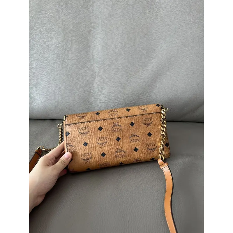 MCM Mini Crossbody Bag, Grid Pattern, Chain Strap, Style 65026 12.5 x 21.0 x 5.0cm #A61795