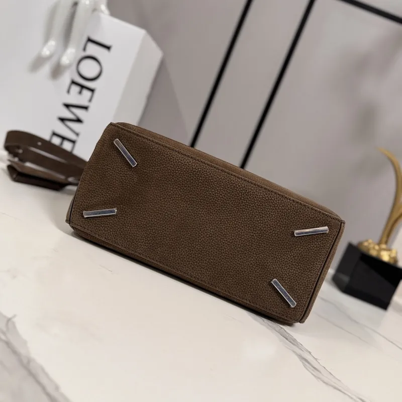 Loewe Featherlight Puzzle Suede Leather Bag 24x10.5x16CM #A63861