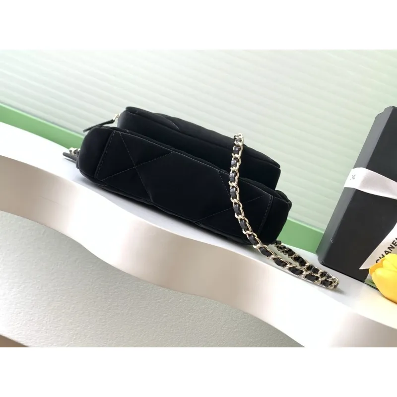 Chanel Shoulder Bags 25N AS4771 #A57523 Chanel Shoulder Bags 25N AS4771 #A57523