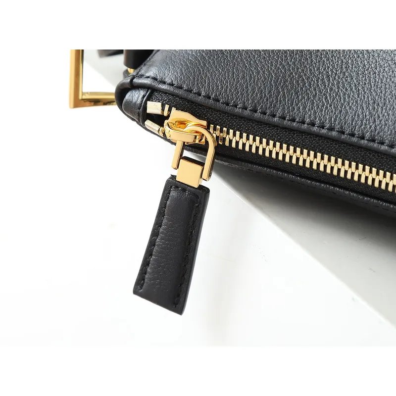 Prada Leather Shoulder Bags in Neutral Tones for Timeless Elegance size:31×18×10cm #A53926