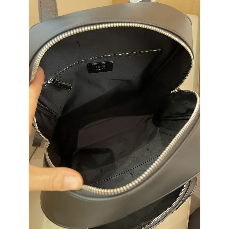 Fendi Backpack Bag Size:33×13×44cm #A48101