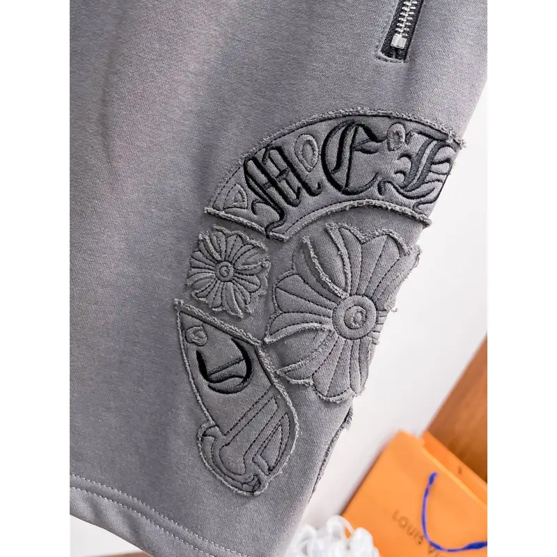 Chrome Hearts Pants for Chrome Hearts Short pants for men #A60464