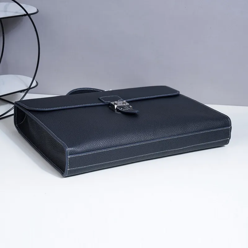 Hermes Leather Briefcase Collection: Timeless Design for the Discerning Professional size:39×29×6cm #A53668