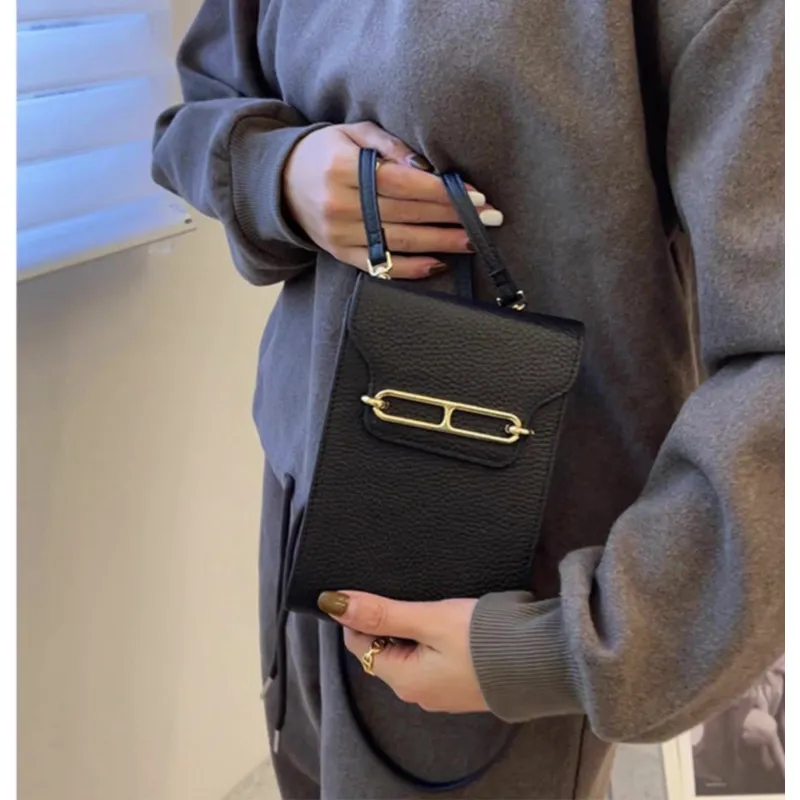 Hermes  Fashion new style card bag and wallets  and phone bag gold logo 18*12*3cm  #A23783
