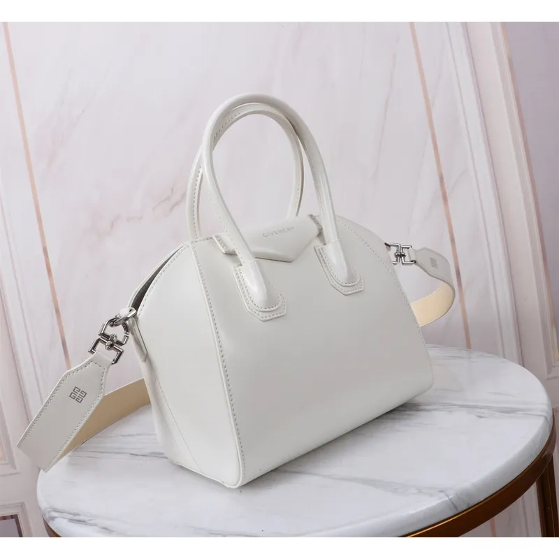 Givenchy Antigona Handbags In Sophisticated Shades For Timeless Luxury Looks #A52341