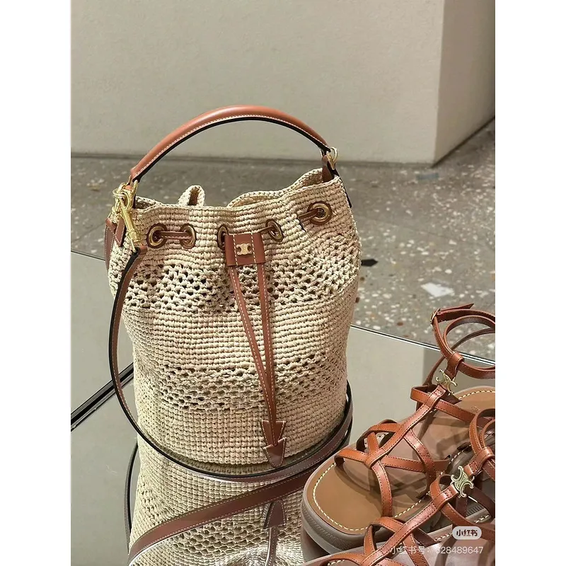 CLARA CELINE CLASSIC PANIER IN RAFFIA AND CALFSKIN #A49281