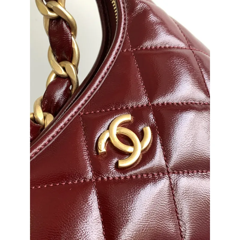 Chanel 4922 Quilted Mini Hobo Bag in Crinkled Lambskin Size 22.5x19.5x8.5CM #A62916