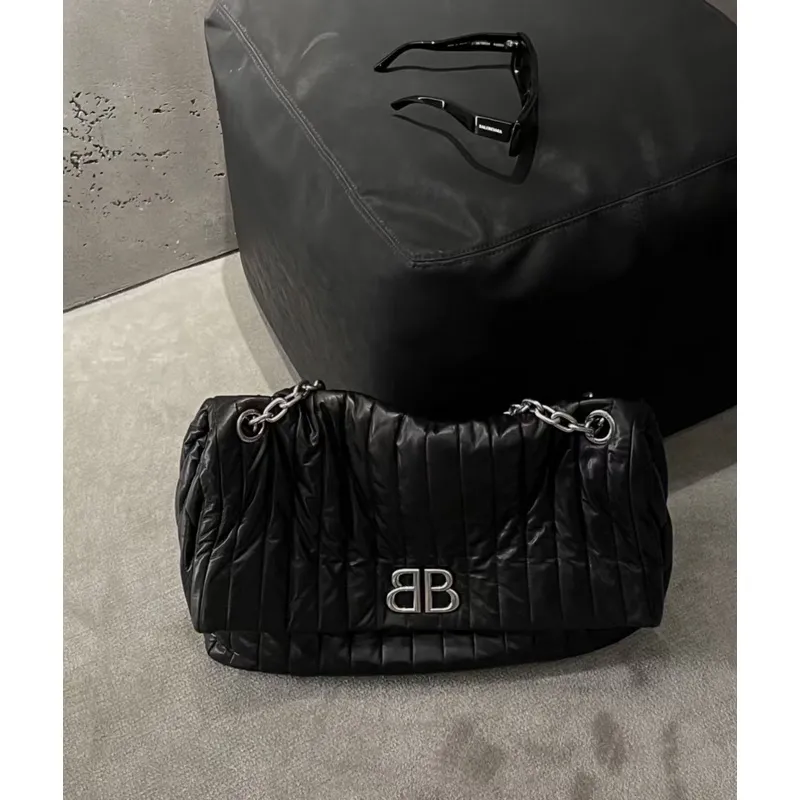 Balenciaga 2023 winter new style bag #A32650