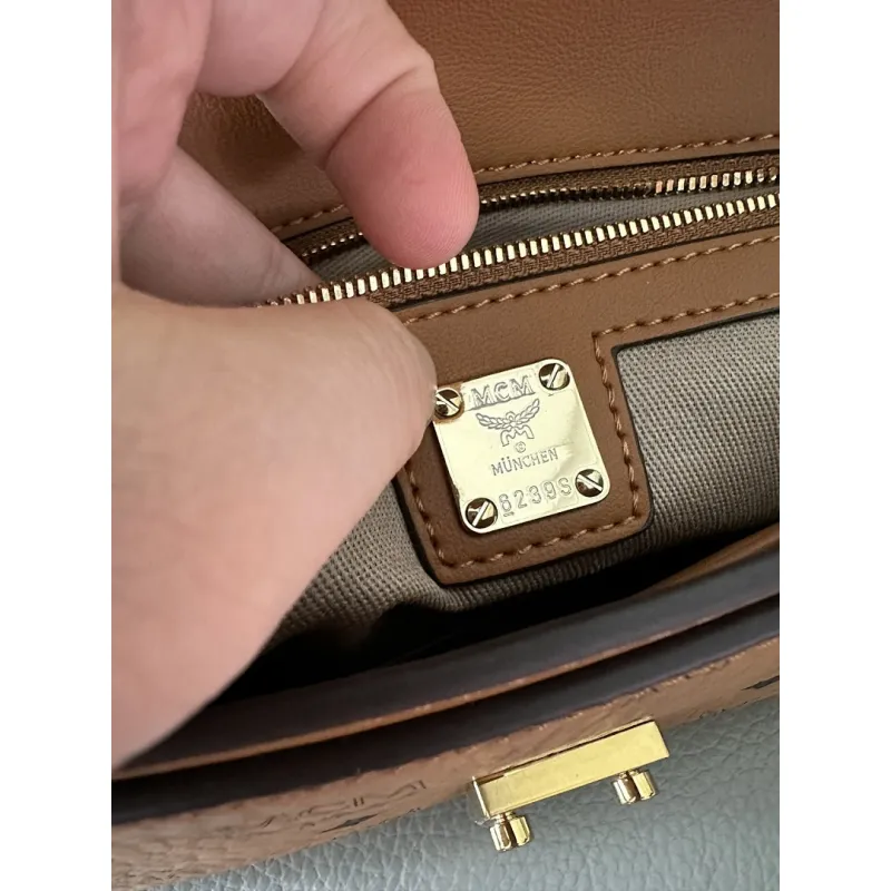 MCM Mini Crossbody Bag, Grid Pattern, Chain Strap, Style 65026 12.5 x 21.0 x 5.0cm #A61795