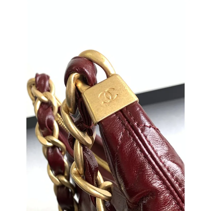 Chanel 4922 Quilted Mini Hobo Bag in Crinkled Lambskin Size 22.5x19.5x8.5CM #A62916