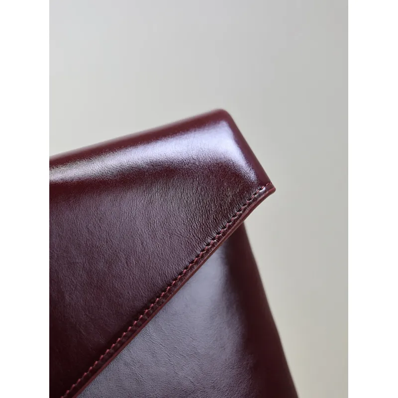 SAINT LAURENT Cassandra Envelope Clutch – Burgundy Smooth Leather with Gold YSL Logo (Detachable Chain Strap) #A58784