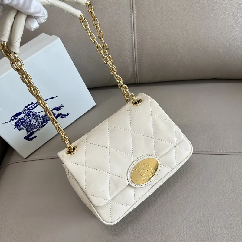 Burberry Quilted Leather Crossbody Bags With Gold - Tone Hardware size:20×7×16cm #A53756