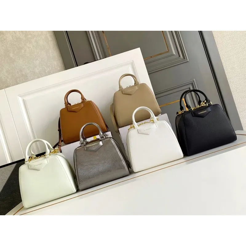 Elegant Givenchy Handbag Collection Showcasing Timeless Designs and Premium Craftsmanship #A52342