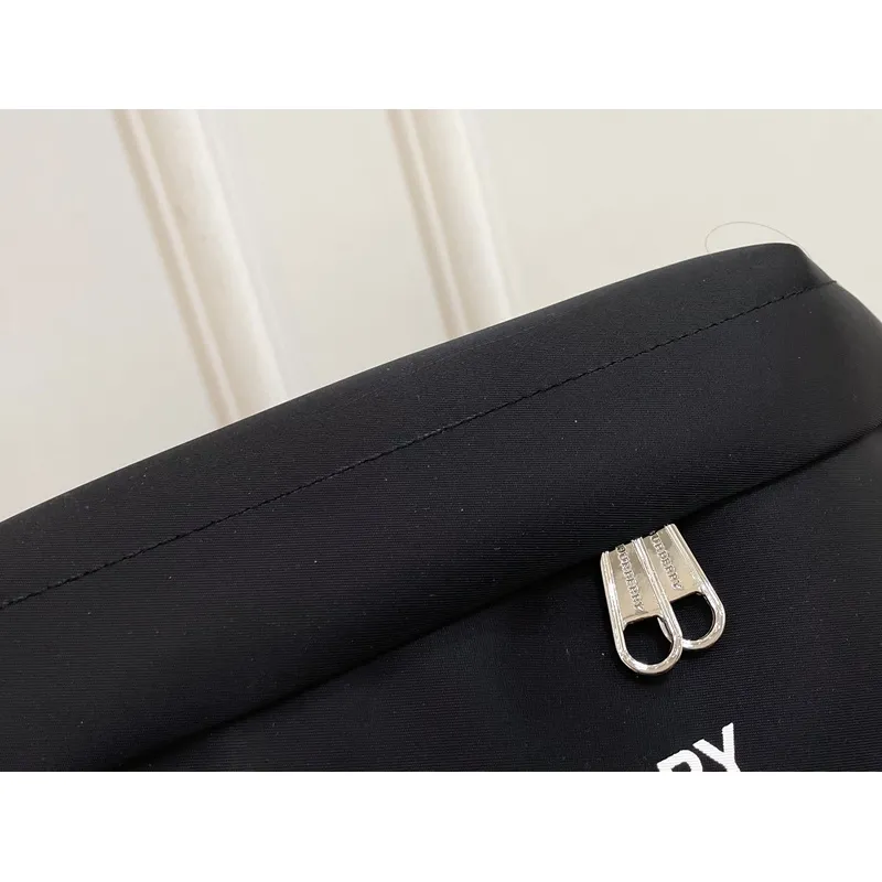 Burberry mens shoulder bag Classic Mens Chest Bag #A23168