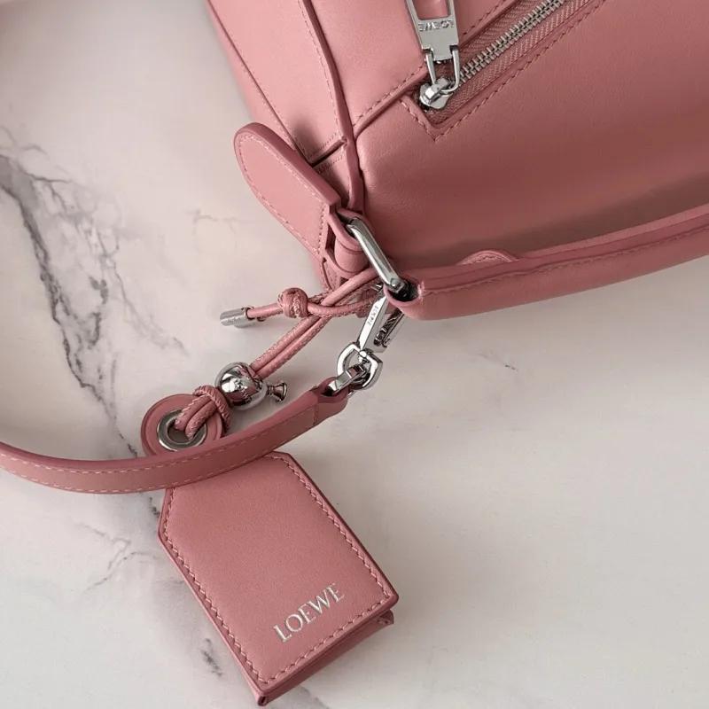 Loewe Featherlight Puzzle Nappa Leather Bag 24x10.5x16.5cm #A63865
