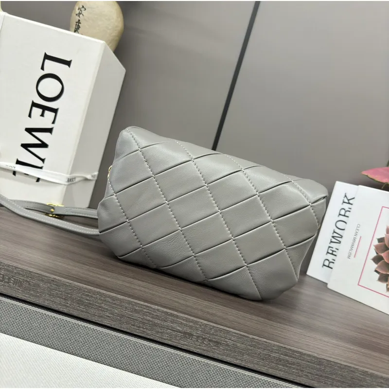 Loewe bag Puffer Goya Size:20*6*13cm #A49126