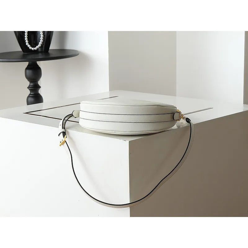 Prada Crescent - Shaped Leather Shoulder Bags in Diverse Color Options size:22×18×6cm #A53924 Prada Crescent - Shaped Leather Shoulder Bags in Diverse Color Options size:22×18×6cm #A53924