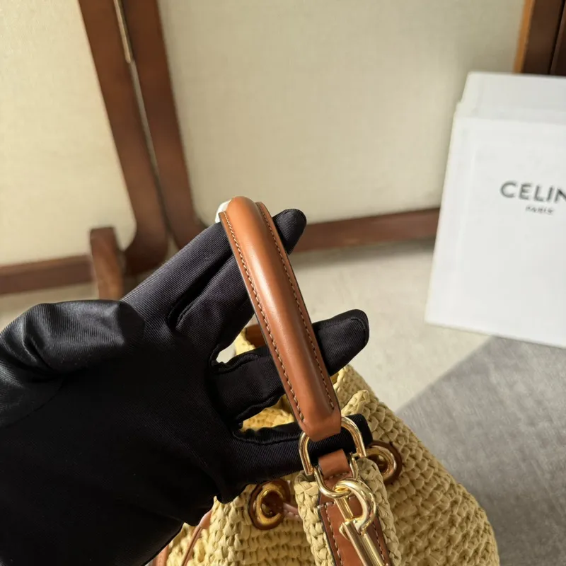 CLARA CELINE CLASSIC PANIER IN RAFFIA AND CALFSKIN #A49281
