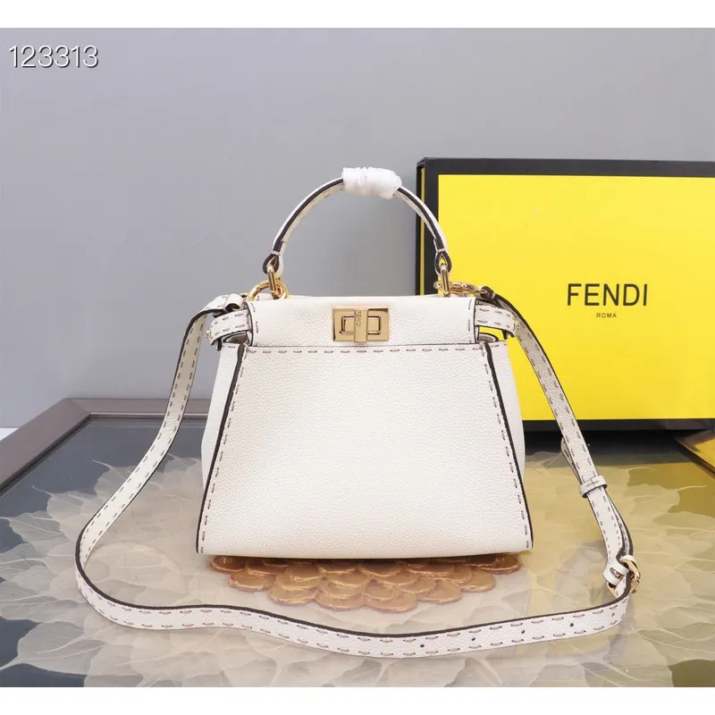 Fendi Handbag Peekaboo Mini Cuoio Romano leather Size:23*18*11cm #A49095 Fendi Handbag Peekaboo Mini Cuoio Romano leather Size:23*18*11cm #A49095