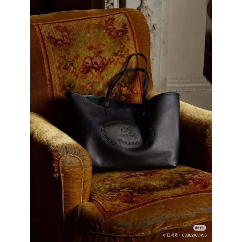 Burberry Black Leather Tote Bag 2221 #A55696