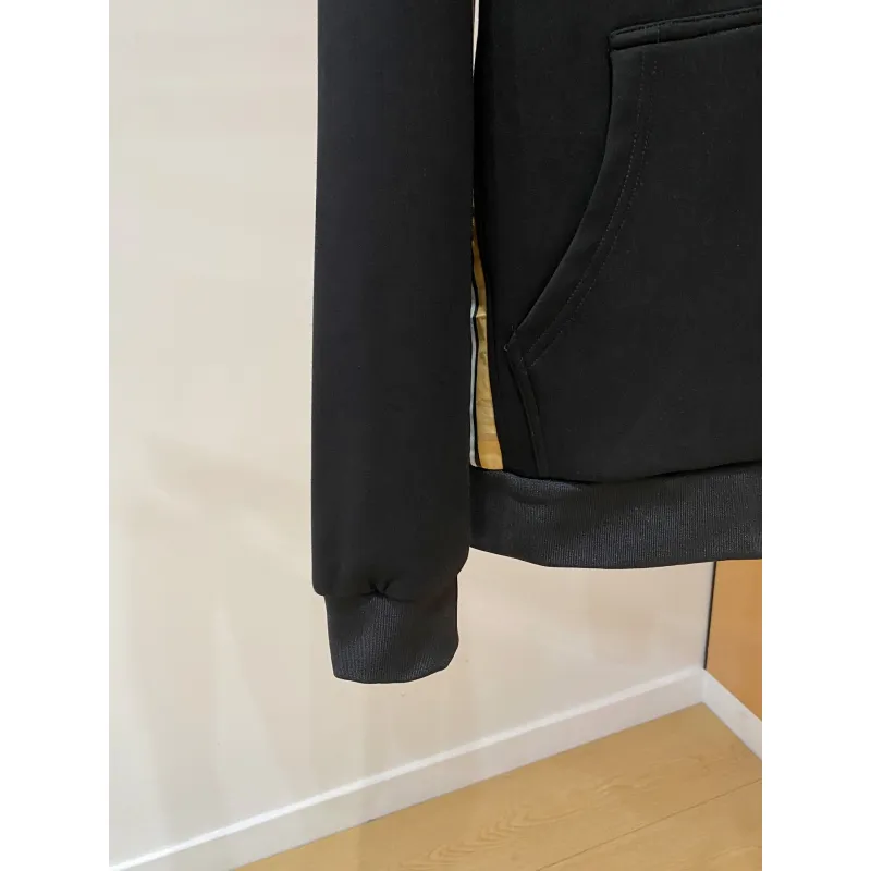 Burberry Tracksuits for Burberry Short Tracksuits for men #A60163