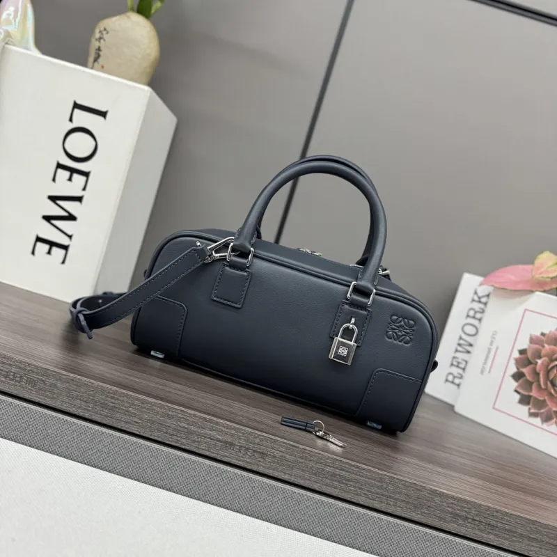 Loewe Amazona 23 Cropped Leather Bowling Bag 23x10x11CM #A63854