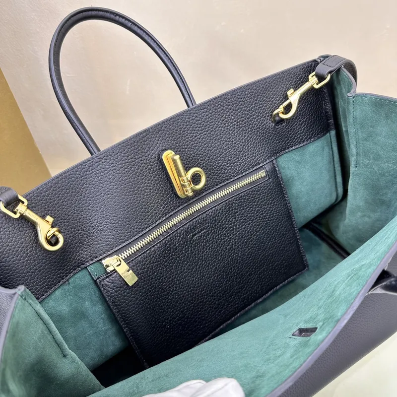 Burberry Handbags in Diverse Textures and Colors for Sophisticated Style size:30×13×24cm #A53907 Burberry Handbags in Diverse Textures and Colors for Sophisticated Style size:30×13×24cm #A53907