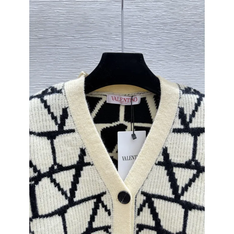 valentino Womens V Neck Cardigan Sweaters Iconic V Logo Pattern in Dual Colors for Luxury Fashion Enthusiasts #A57753