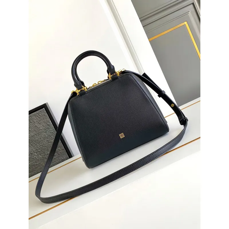Elegant Givenchy Handbag Collection Showcasing Timeless Designs and Premium Craftsmanship #A52342