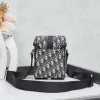 Vertical flip messenger bag for Man #A56192