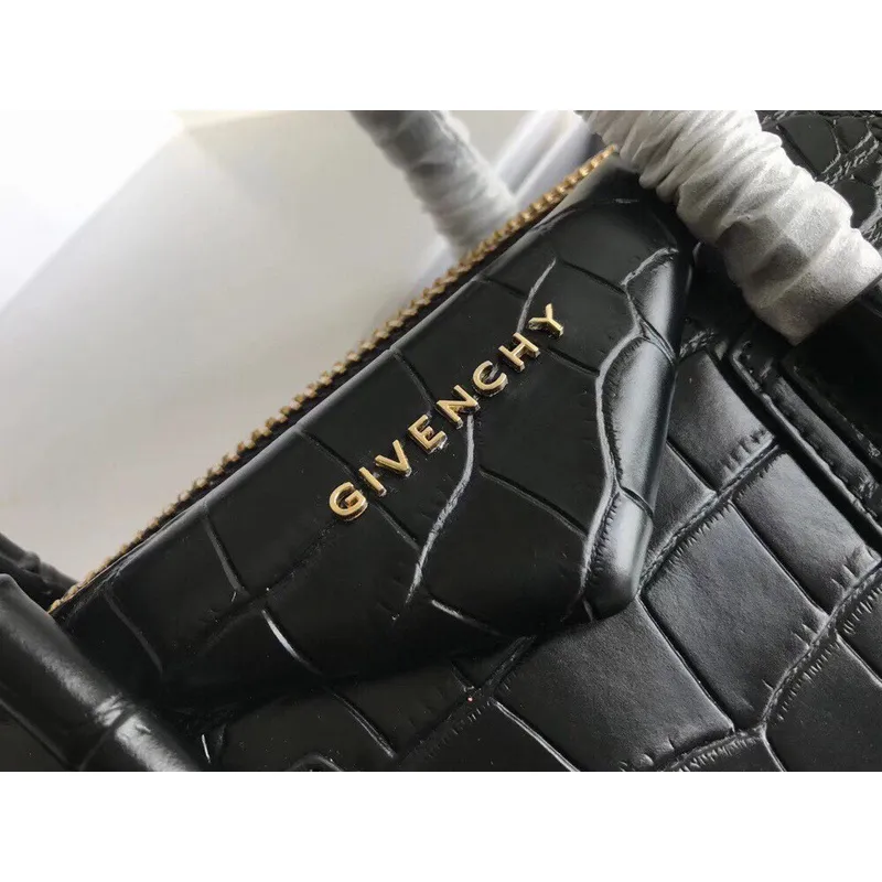 Givenchy Handbags Antigona tote #A49609