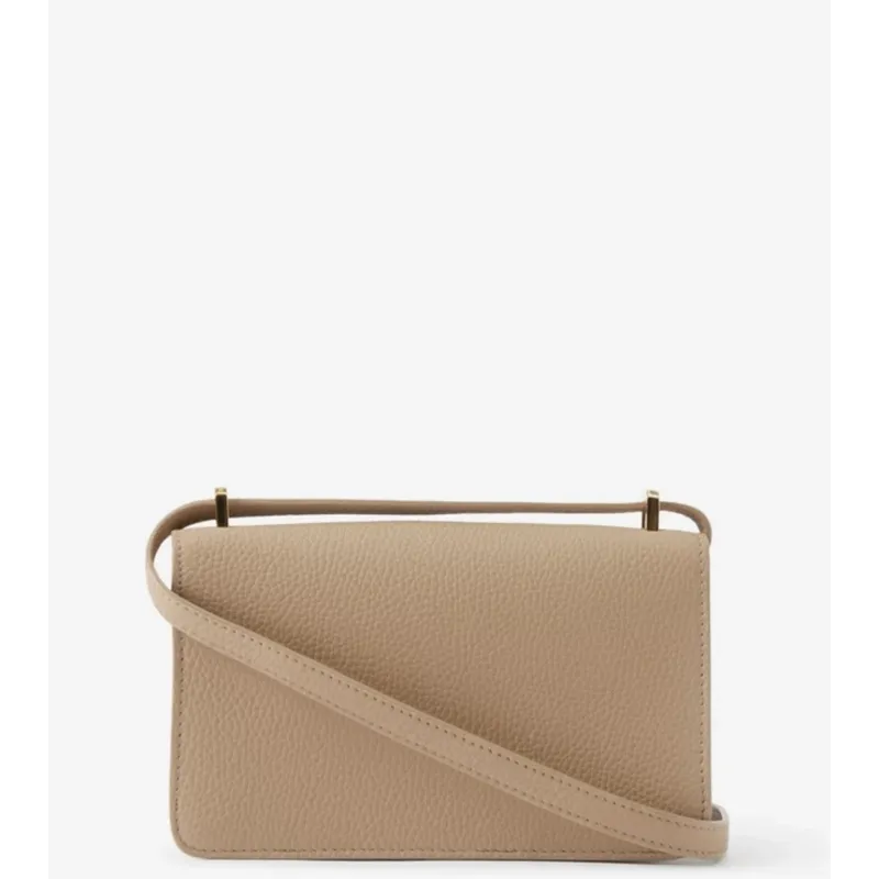 Stylish Burberry Handbags Showcasing Classic Design and Trendy Colors #A50419