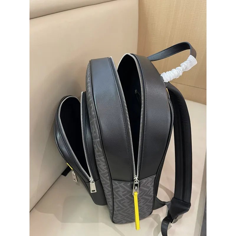 Fendi Backpack Bag Size:33×13×44cm #A48101
