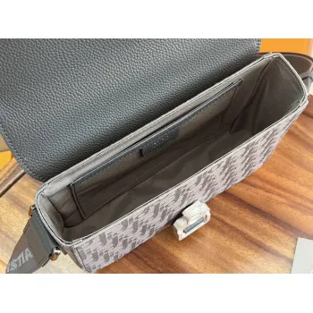D-ior Saddle Messenger Bag – Anthracite Gray Oblique Jacquard & Grained Calfskin with Signature Aluminum Buckle #A59163