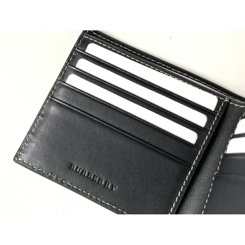 Burberry AAA+wallets #A36801