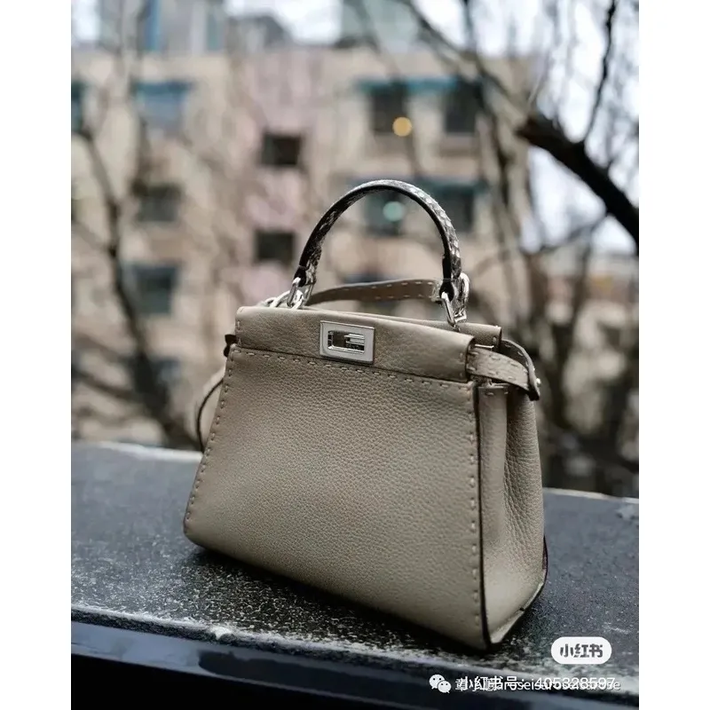 Fendi Handbag Peekaboo Mini Cuoio Romano leather Size:23*18*11cm #A49095 Fendi Handbag Peekaboo Mini Cuoio Romano leather Size:23*18*11cm #A49095