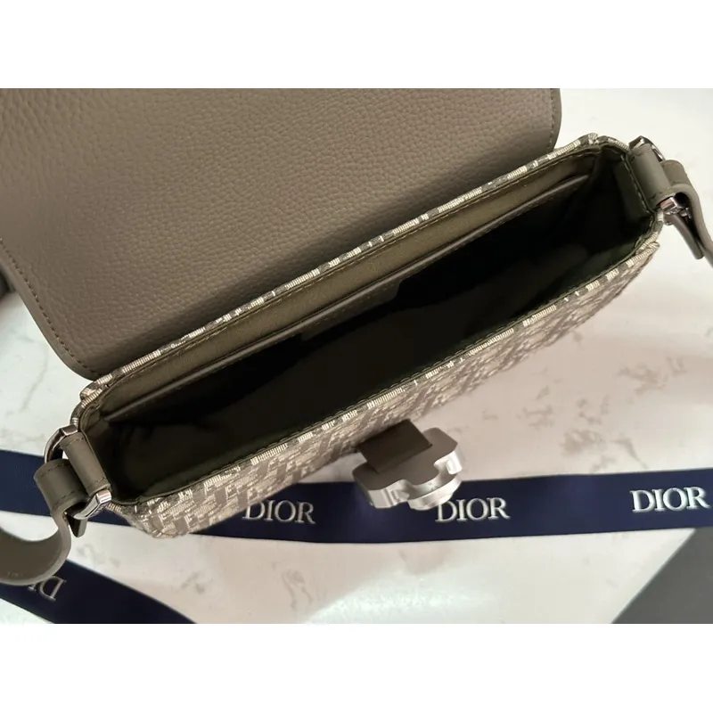 D-ior Olive Green Oblique Pattern Crossbody Bag With Signature Lock Design  size:19×13×4cm #A54109