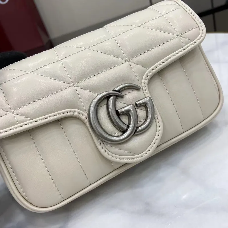 Gucci GG Marmont Matelassé Leather Mini Shoulder Bag 16.5×10.2×5.1cm #A65033