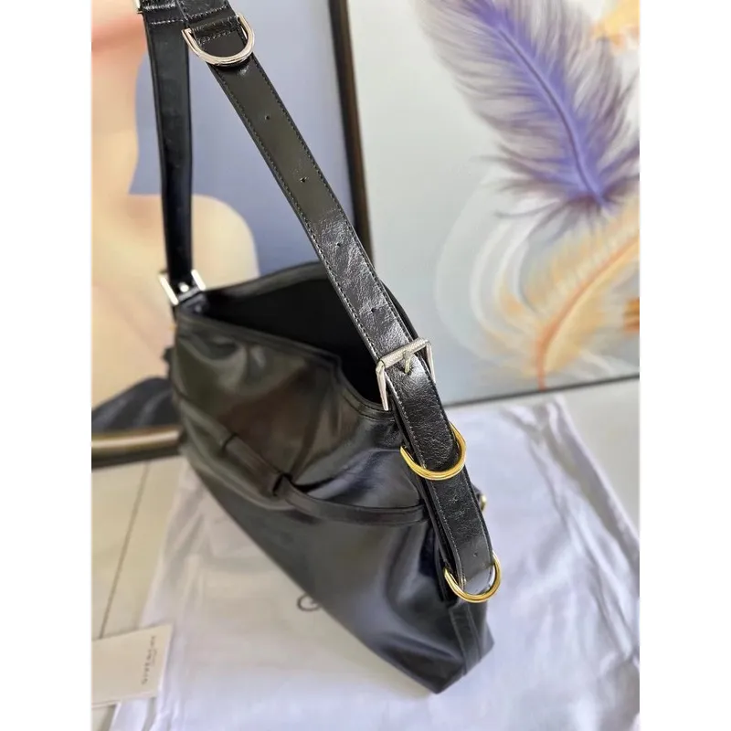 Givenchy Black Leather Shoulder Bag With Signature Hardware #A52355