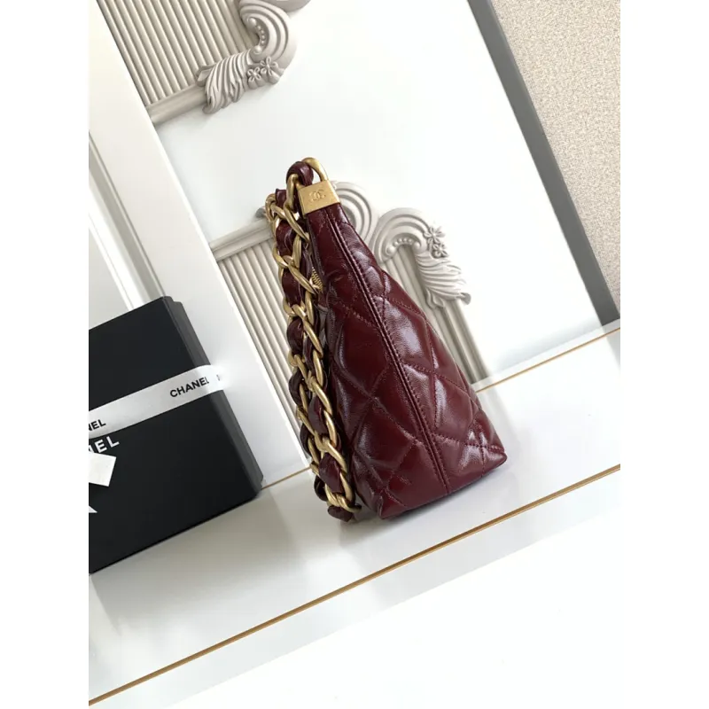 Chanel 4922 Quilted Mini Hobo Bag in Crinkled Lambskin Size 22.5x19.5x8.5CM #A62916