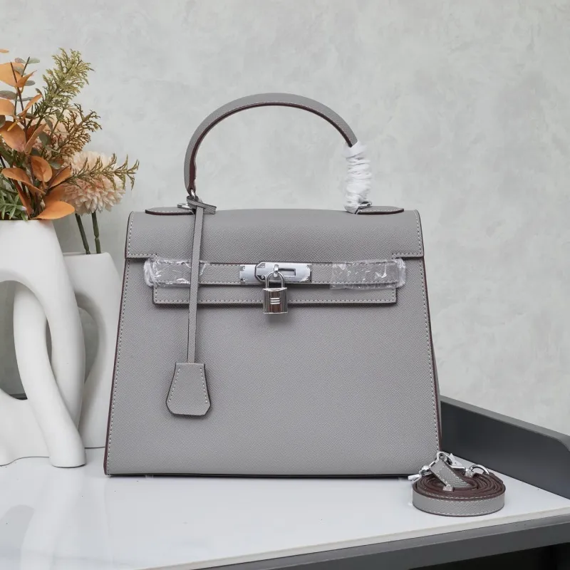 Hermès Kelly Handbags 25CM #A57784